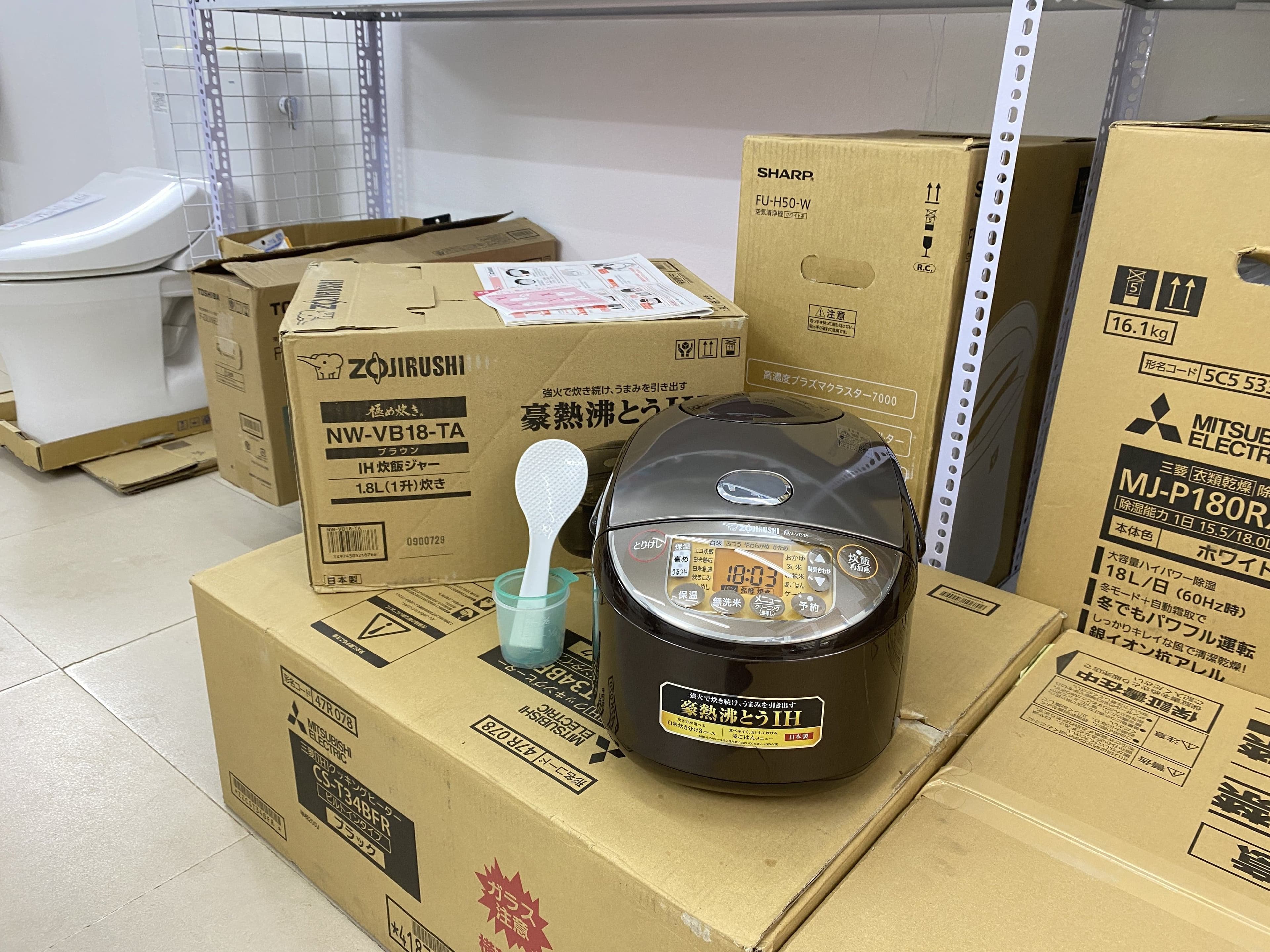 Đánh giá nồi cơm điện Zojirushi NW-VB18 nội địa Nhật — cao tần IH lửa mạnh, giữ ấm 30 giờ